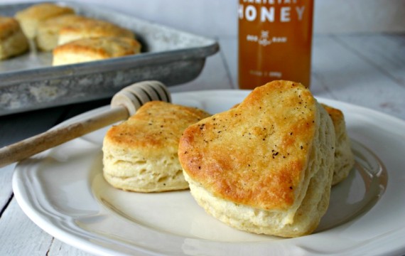 Southern {LOVE} Biscuits | Life, Love, and Good Food