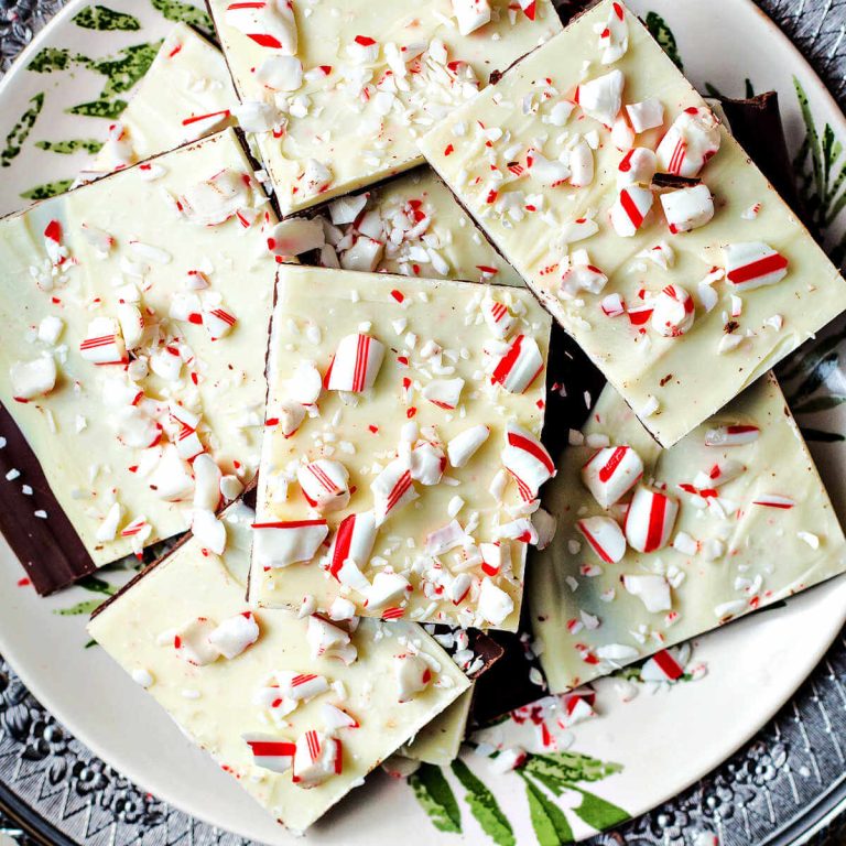 White Chocolate Peppermint Bark (Easy Christmas Recipe)