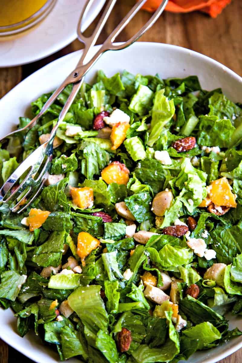 romaine lettuce with chopped peaches and chicken