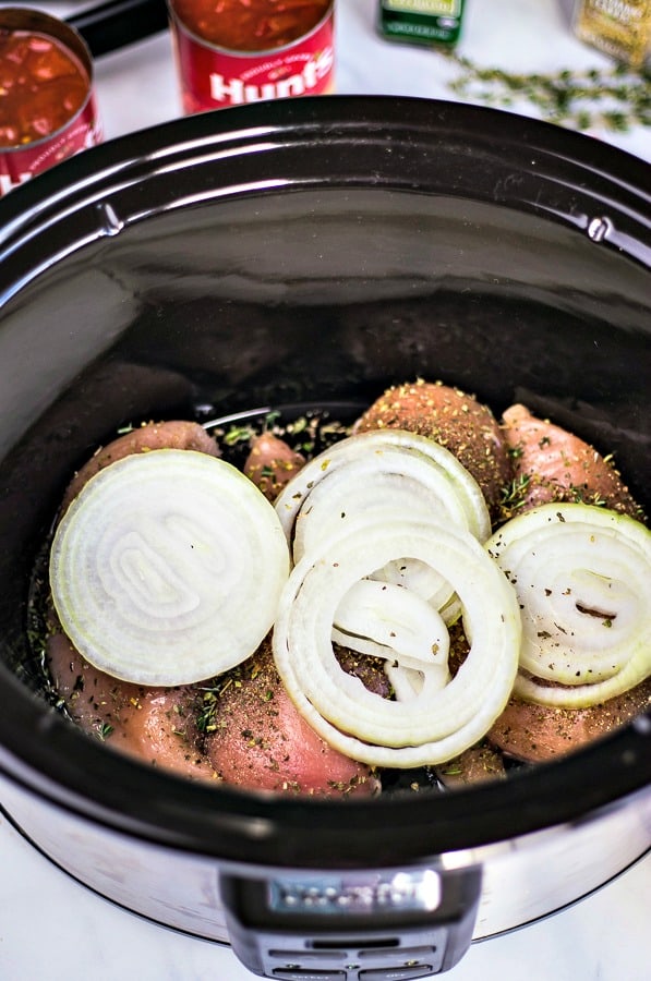 chicken and onions in crockpot