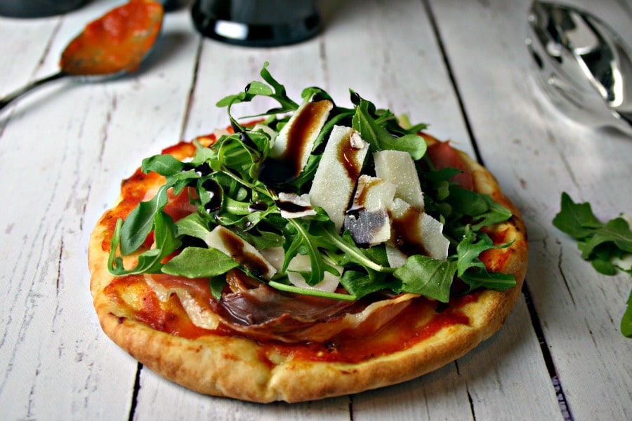 Arugula Prosciutto Personal Pita Pizzas | Life, Love, and Good Food