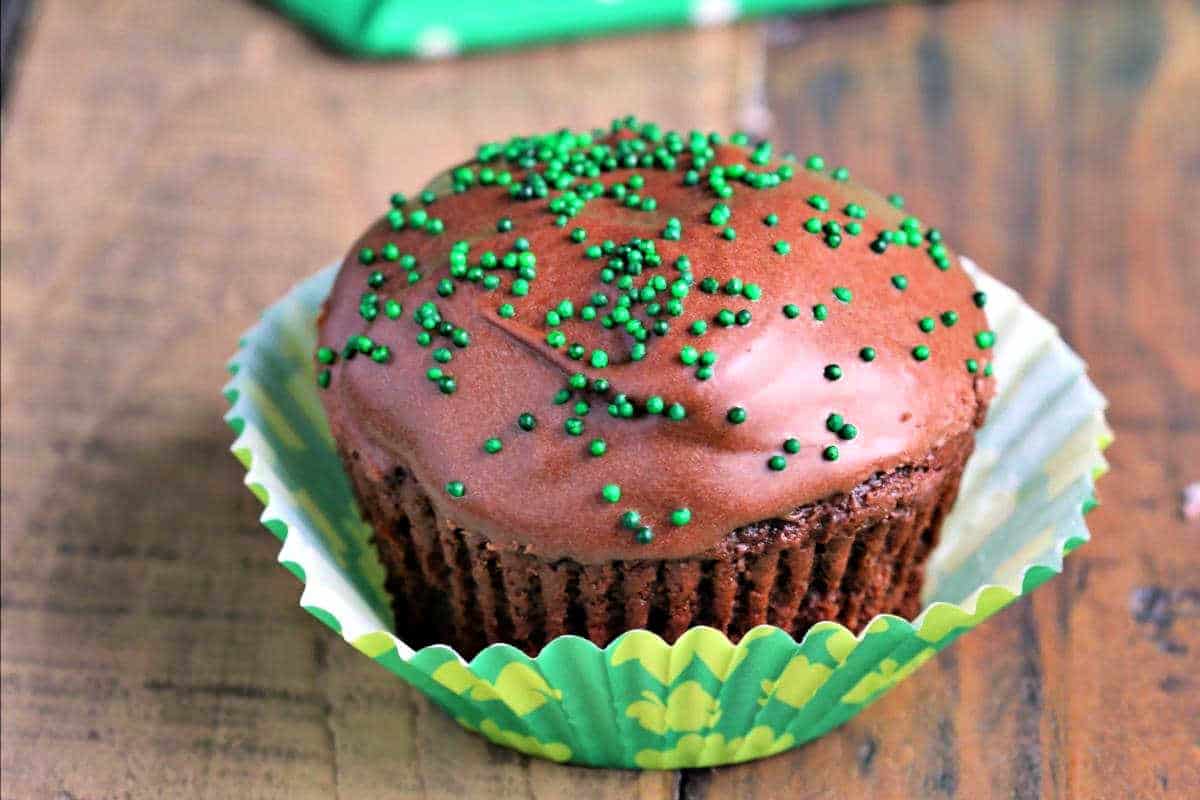 Chocolate Cupcakes with Mint Filling