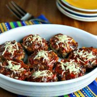 A bowl of Easy Meatloaf Muffins