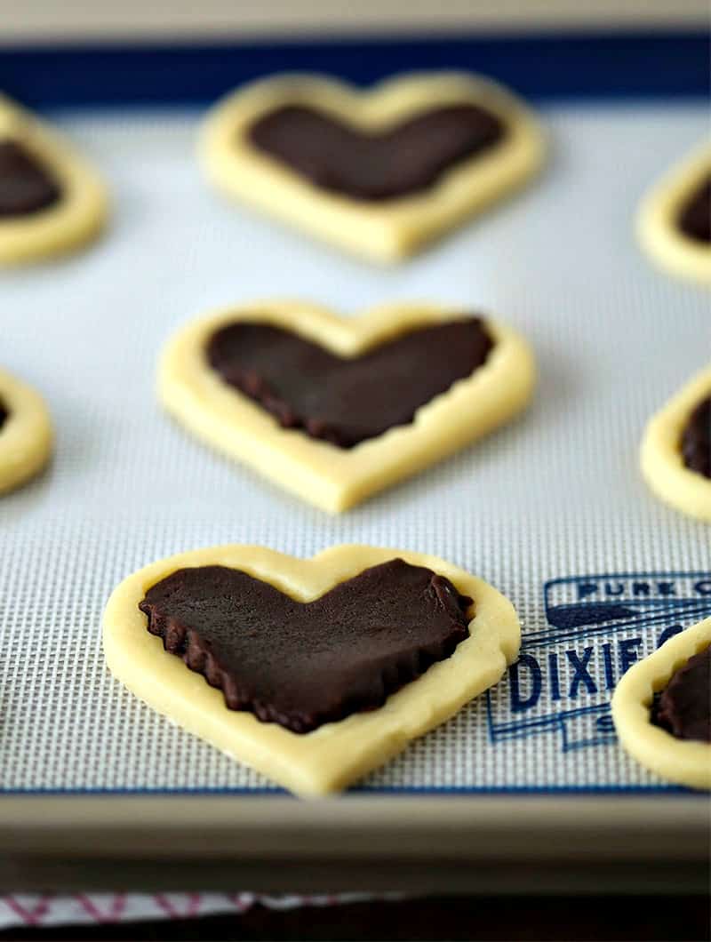 Sweetheart Cookies unbaked cookies on slipmat