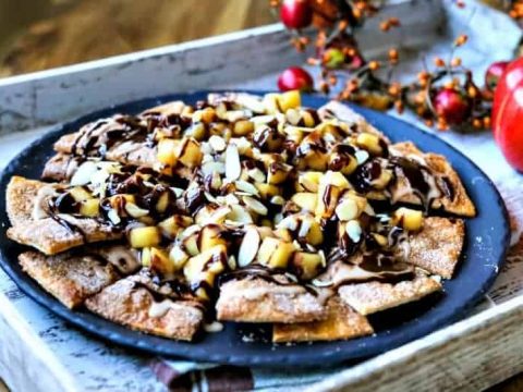 Chocolate Apple Pie Nachos | Life, Love, and Good Food