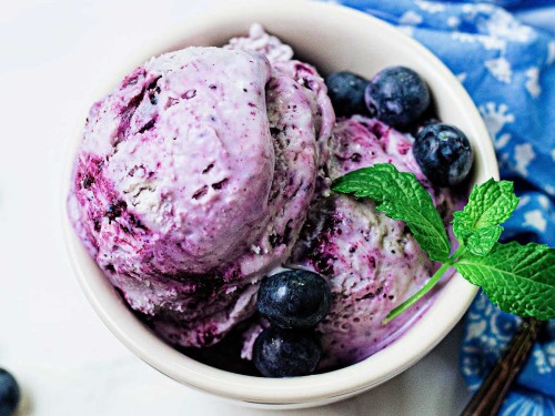 Homemade blueberry 2025 ice cream