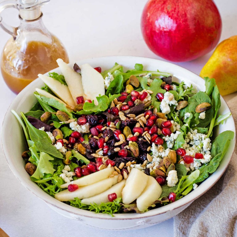 Best Christmas Salad with Pears, Pomegranate, and Pistachios
