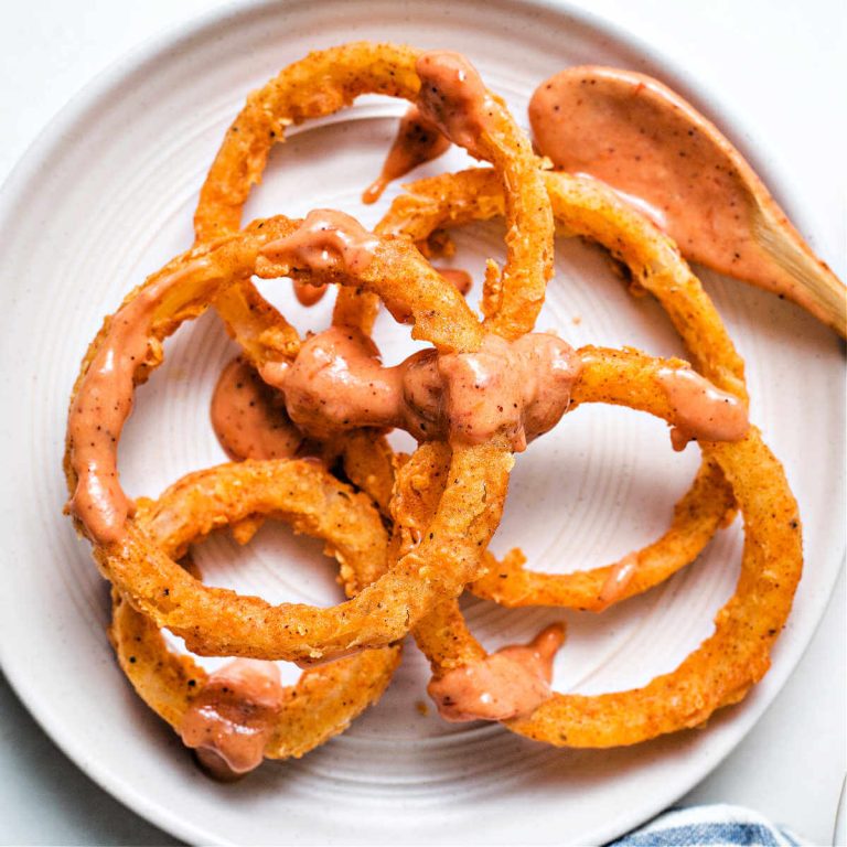 Onion Rings and Spicy Dipping Sauce