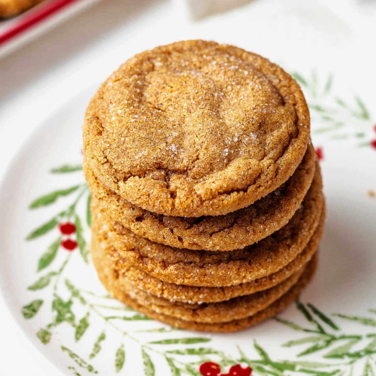 Chewy Molasses Crinkle Cookies (Ginger Cookies)